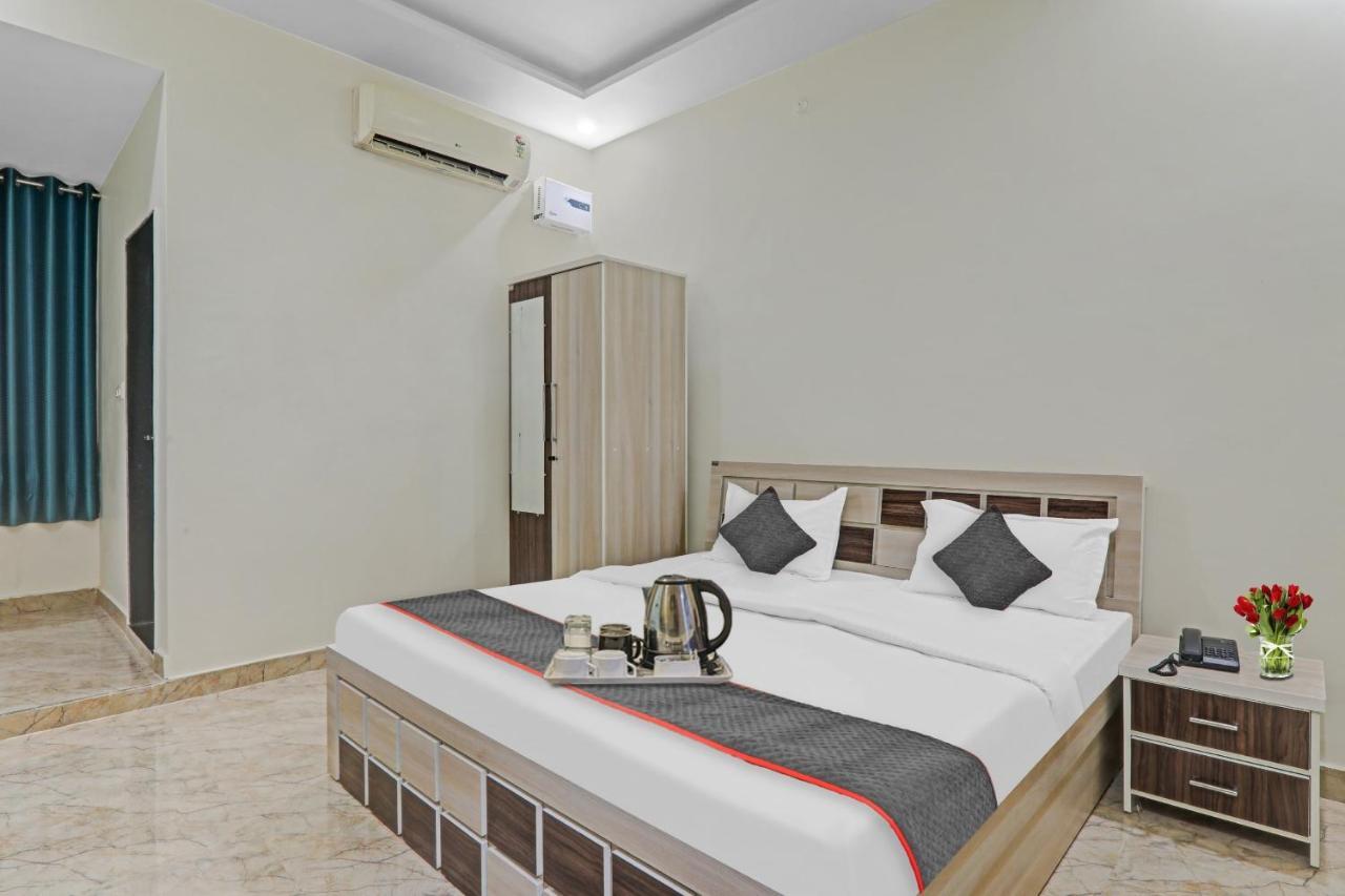 Townhouse P.S.Palace Near Amausi Metro Station Lucknow Zewnętrze zdjęcie