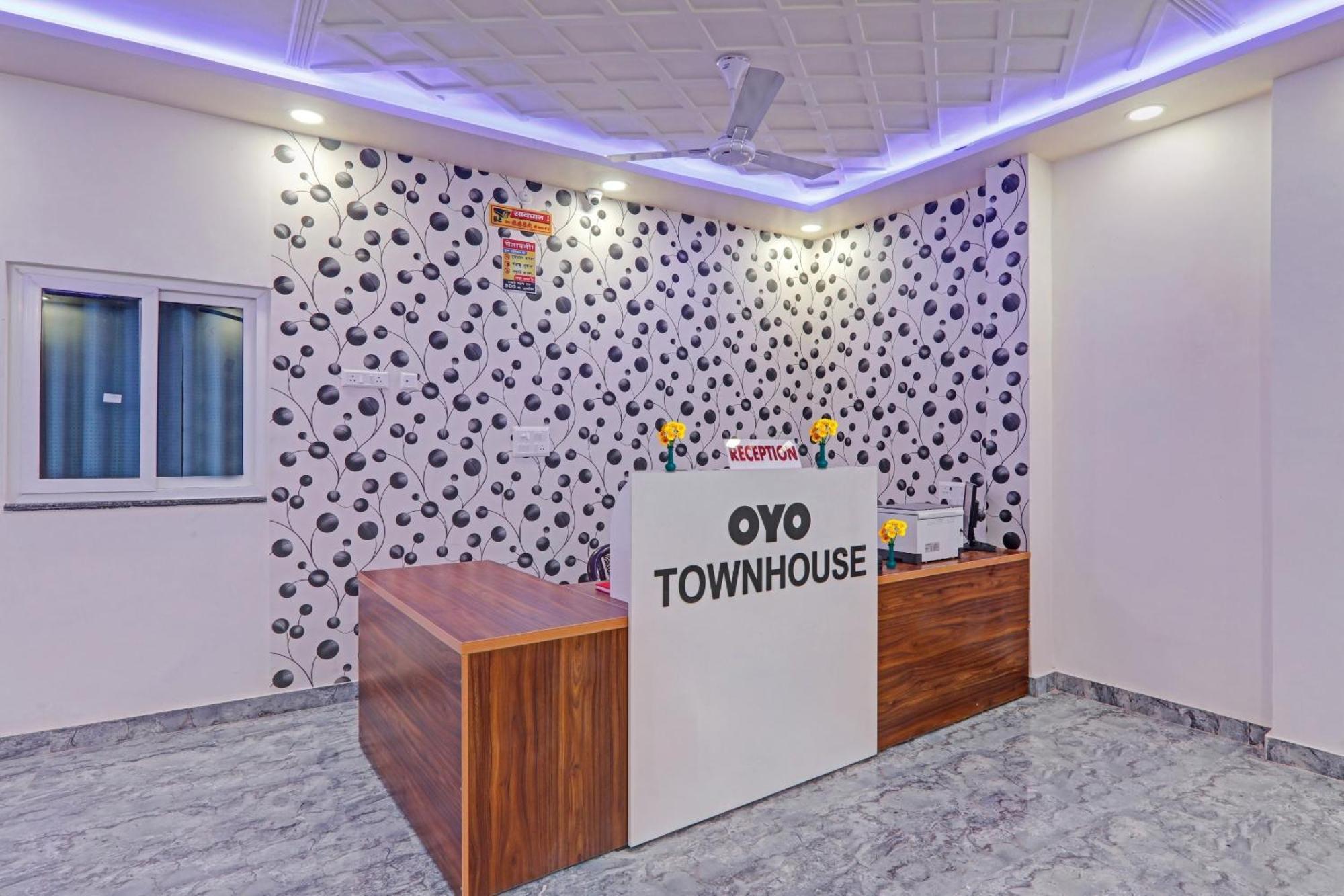 Townhouse P.S.Palace Near Amausi Metro Station Lucknow Zewnętrze zdjęcie