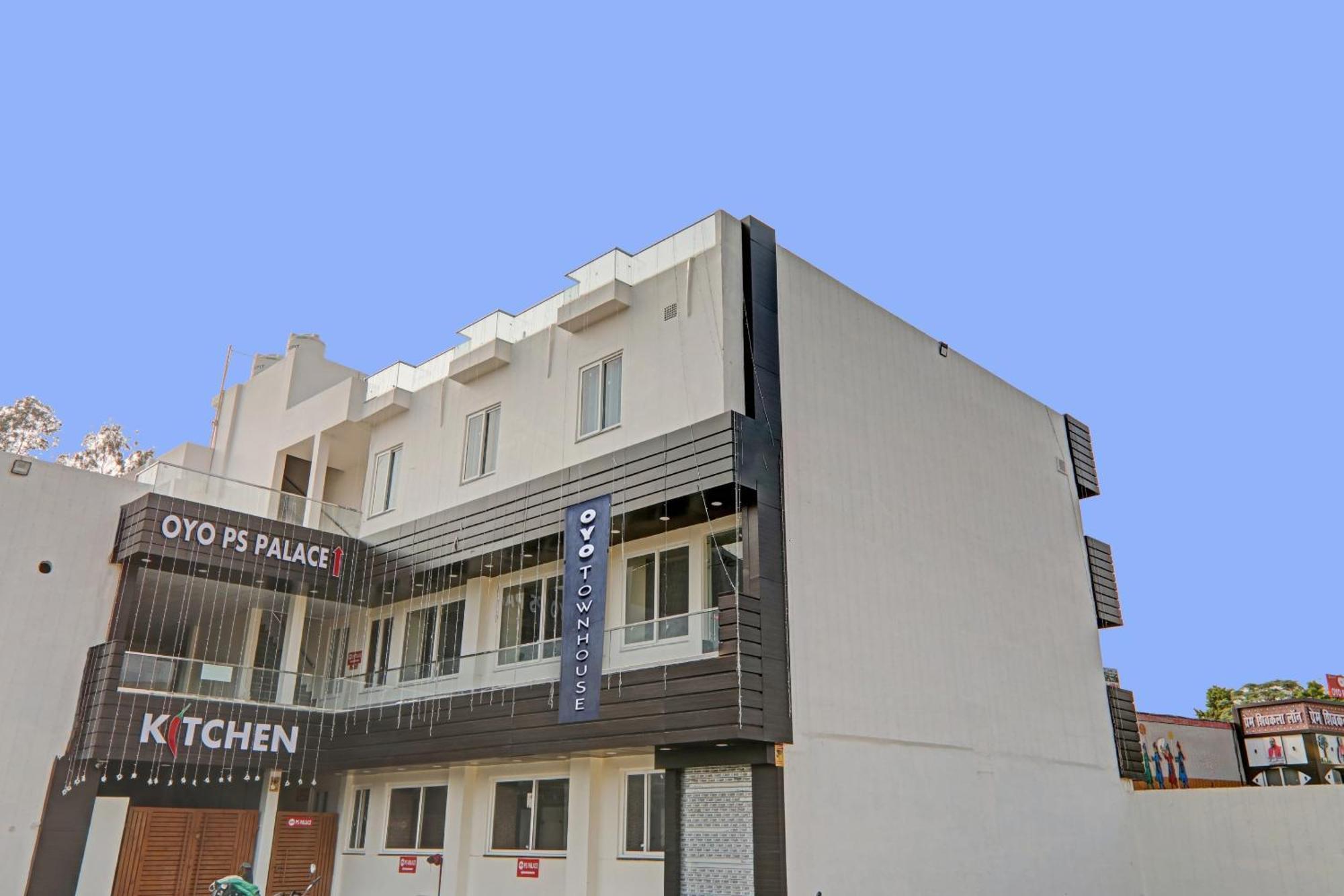 Townhouse P.S.Palace Near Amausi Metro Station Lucknow Zewnętrze zdjęcie