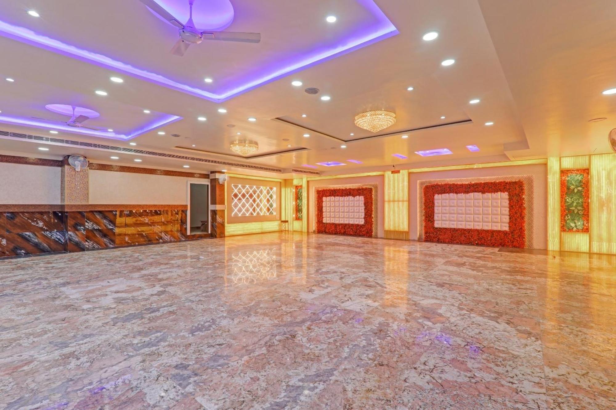 Townhouse P.S.Palace Near Amausi Metro Station Lucknow Zewnętrze zdjęcie